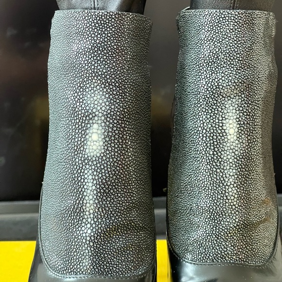 Fendi Tronchetto Boots - Picture 4 of 5